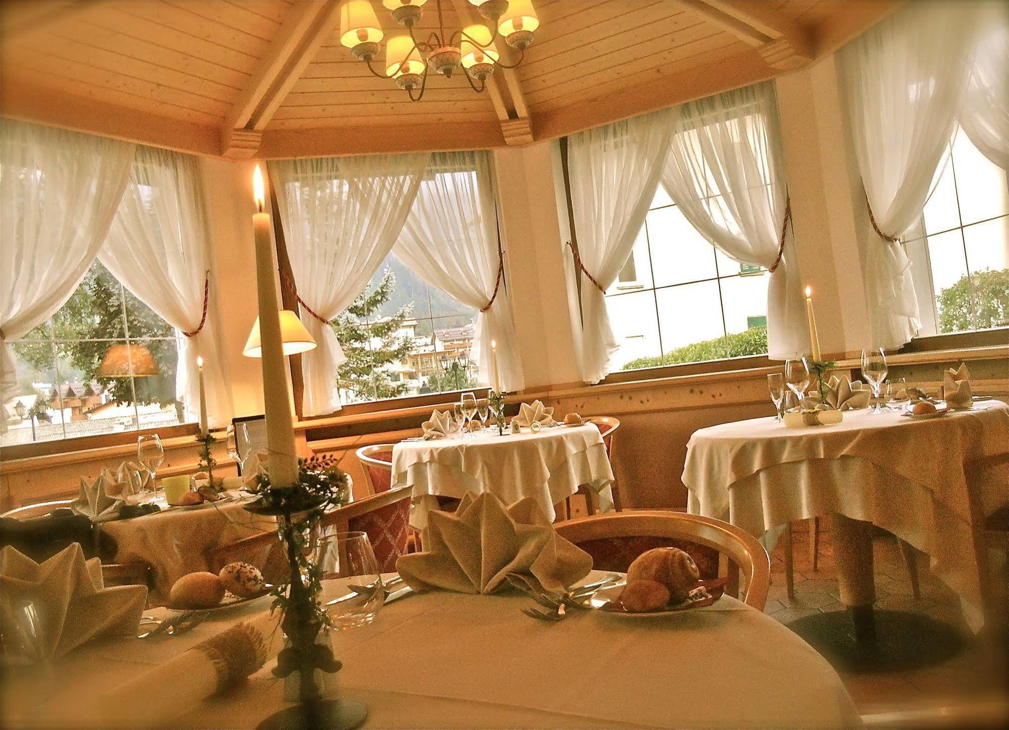 Il Piccolo Dolomiti Resort อันดาโล ภายนอก รูปภาพ